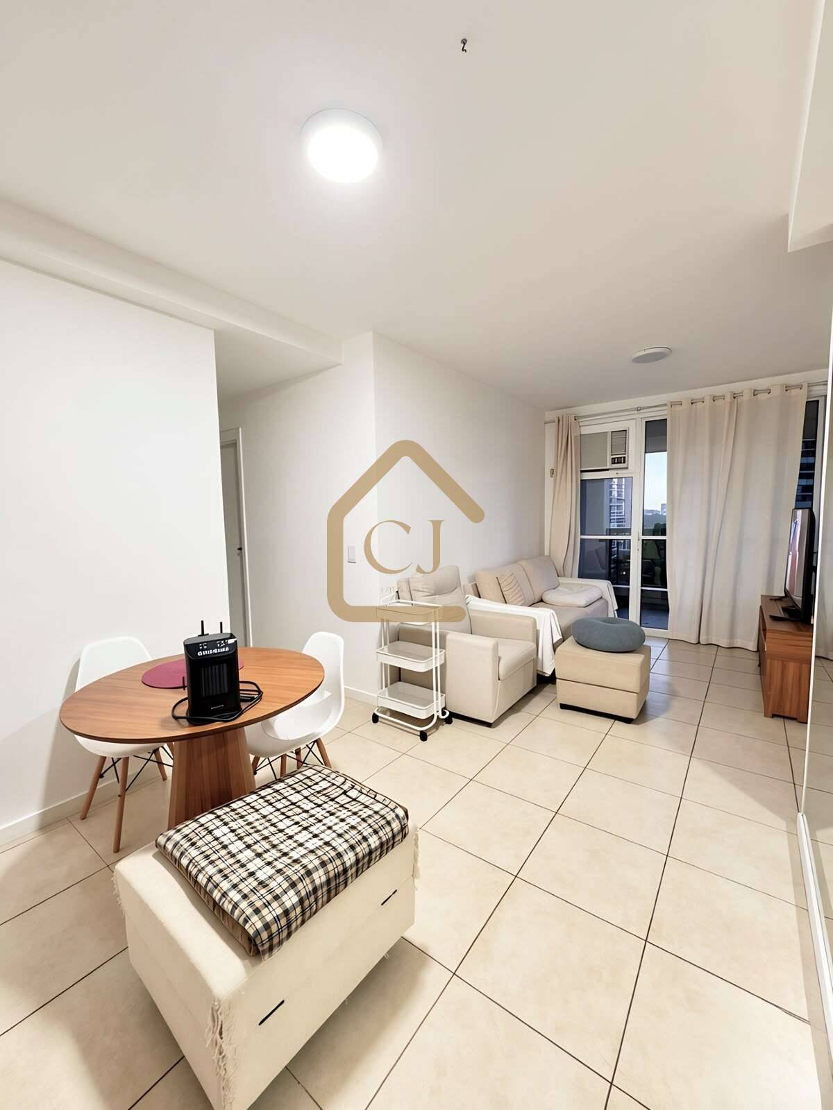  - Apartamento à venda, com 2 quartos- Cidade Jardim