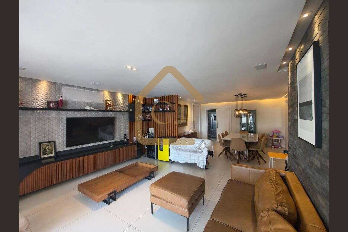 Apartamento à venda, com 4 quartos - Cidade Jardim - CJ Imóveis