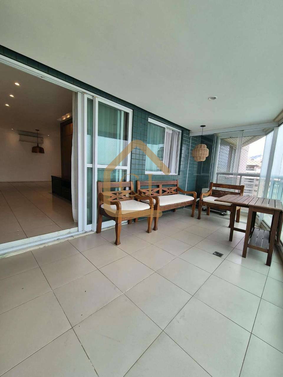  - Apartamento à venda com 4 quartos/ Rio 2